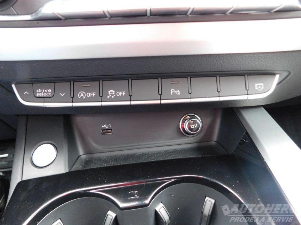 Audi A4 Avant 40TDi/Q/SLine Matrix TOP