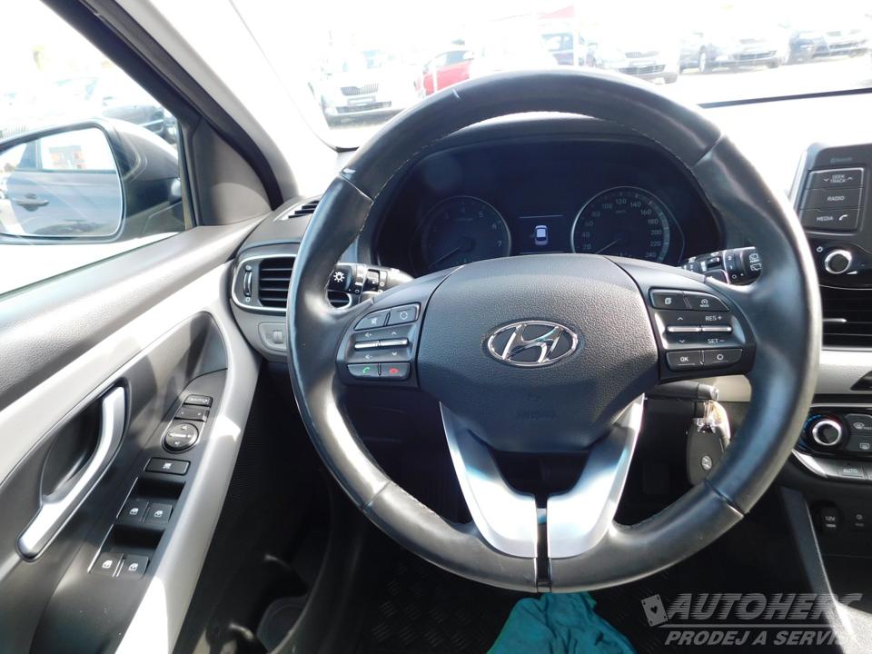 Hyundai i30 1.4 T-GDi AUTOMAT