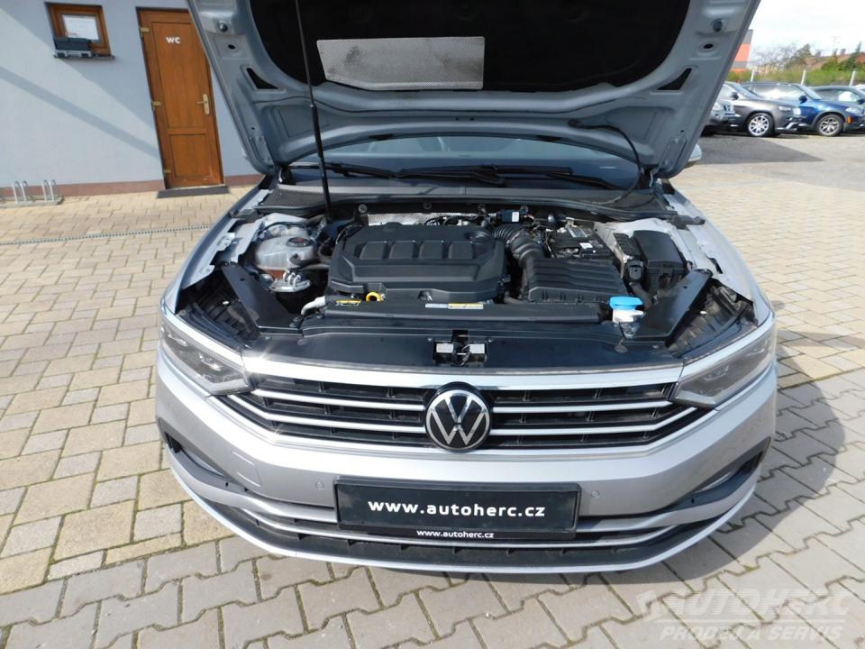 Volkswagen Passat B 8 KOMBI 2.0 TDi 4x4 ČR