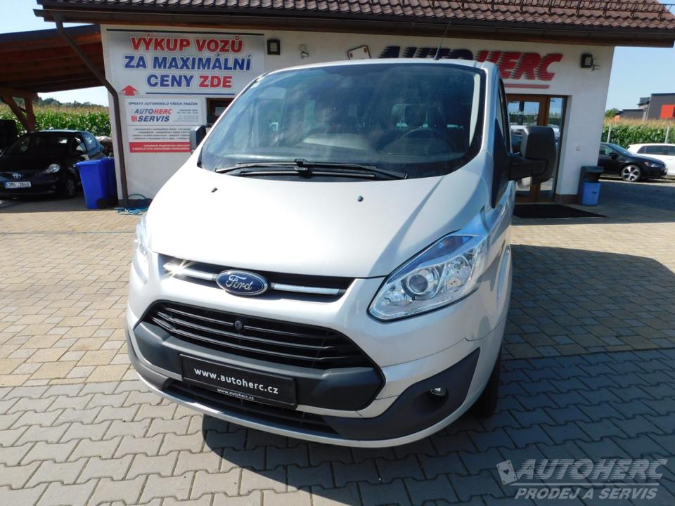Ford Transit Custom 2.2 TDCi 9.MÍST