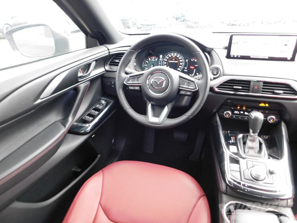 Mazda CX-9 2.5 L AWD 6 MÍST