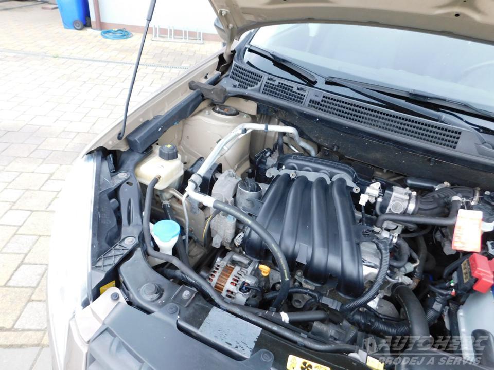 Nissan Qashqai 1.6 i ČR