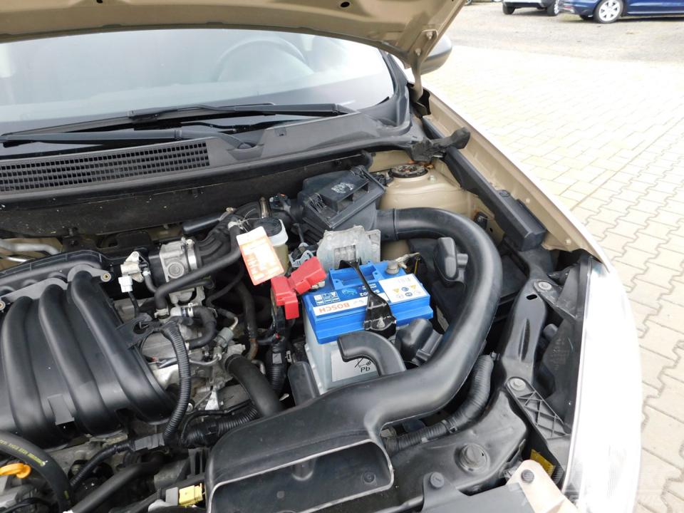 Nissan Qashqai 1.6 i ČR
