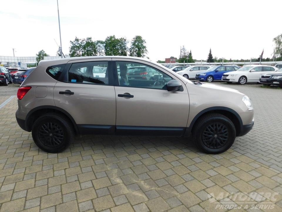 Nissan Qashqai 1.6 i ČR