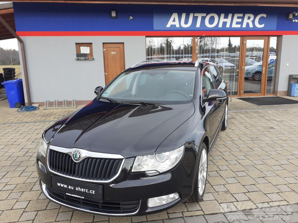 Škoda Superb KOMBI 2.0 TDi DSG