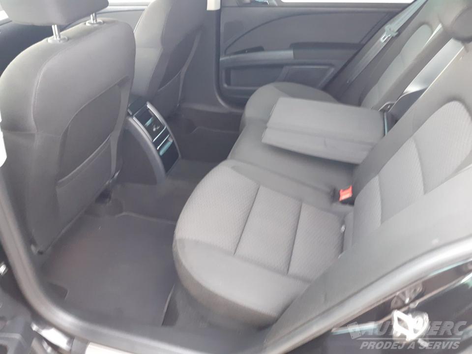Škoda Superb KOMBI 2.0 TDi DSG
