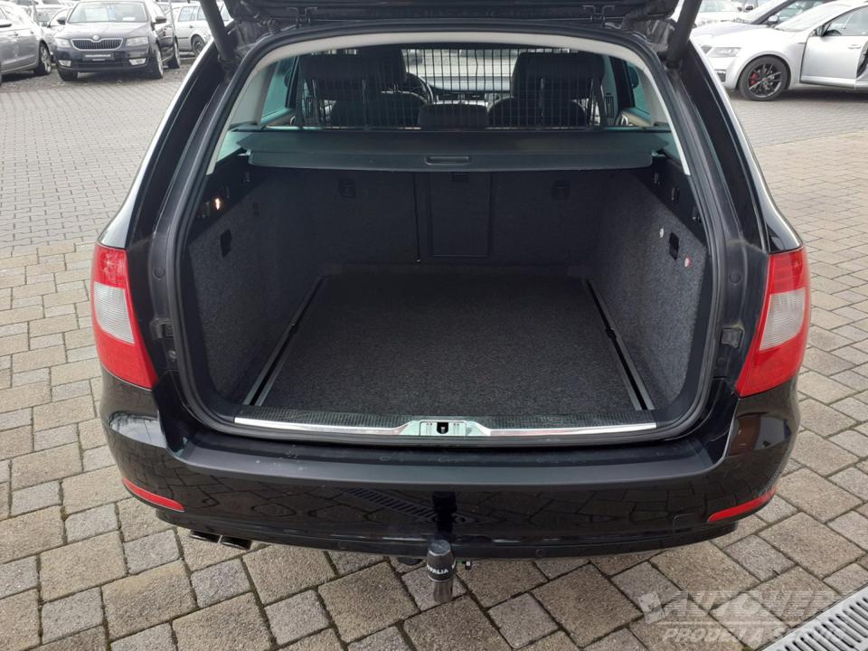 Škoda Superb KOMBI 2.0 TDi DSG