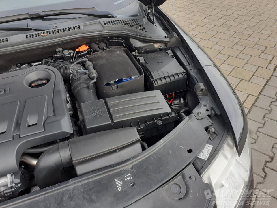 Škoda Superb KOMBI 2.0 TDi DSG