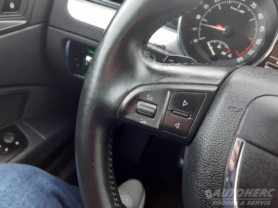 Škoda Superb KOMBI 2.0 TDi DSG