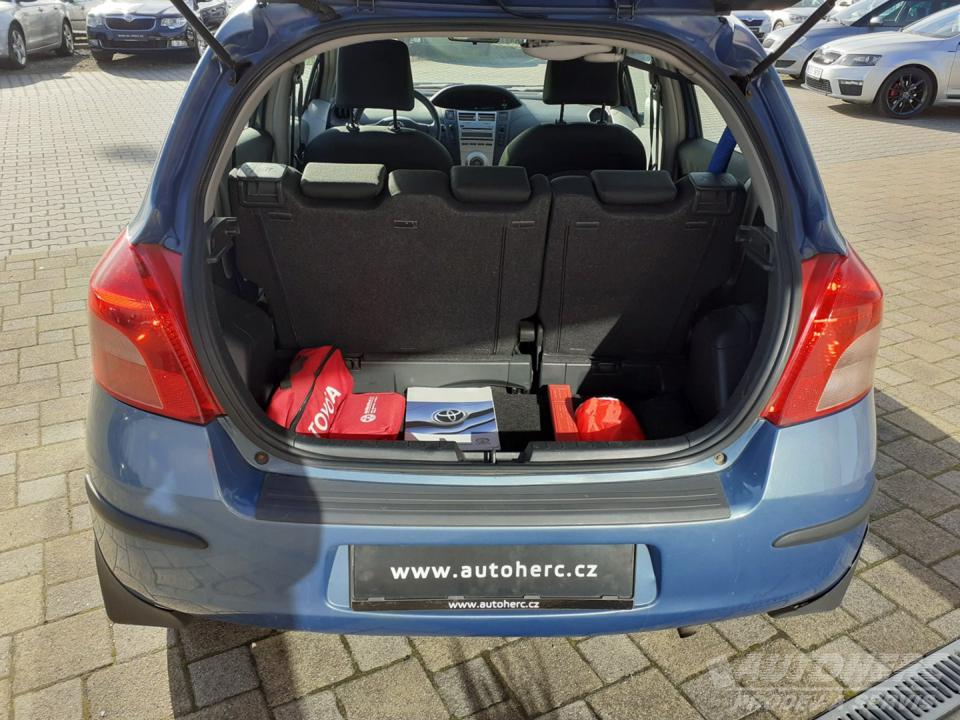 Toyota Yaris 1.0  1.MAJ ČR