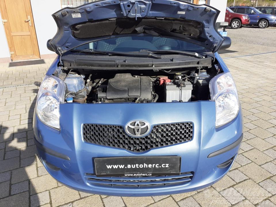 Toyota Yaris 1.0  1.MAJ ČR