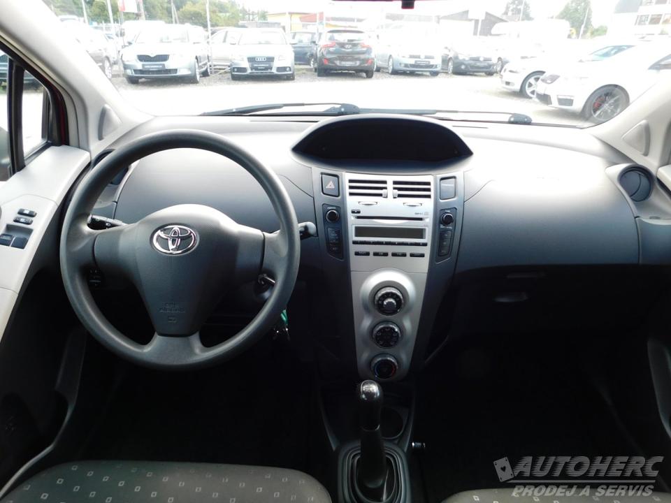 Toyota Yaris 1.0 51Kw