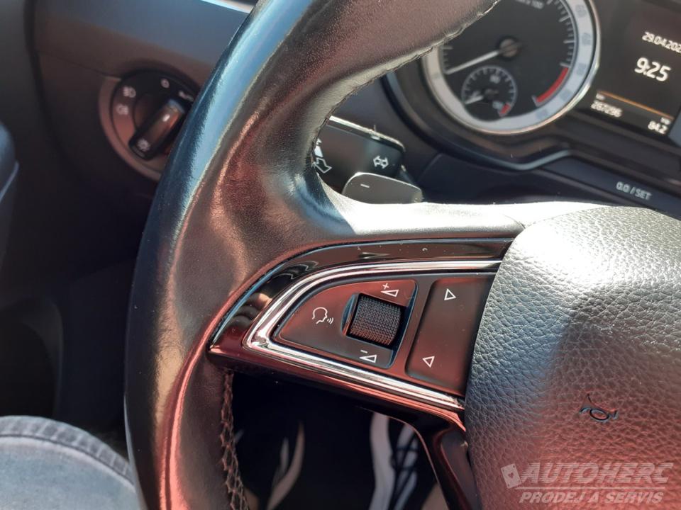 Škoda Octavia KOMBI 1.6 TDi