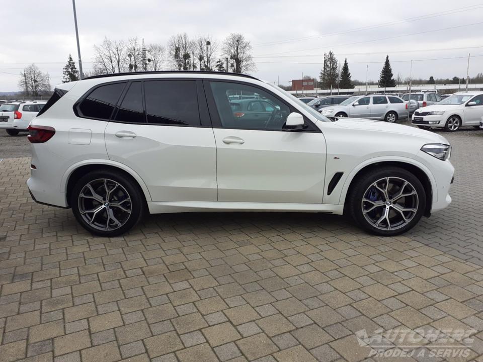 BMW X5 3.0 xDRIVE 45E M-SPORT