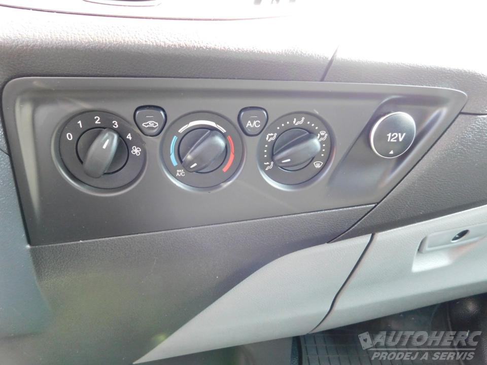 Ford Transit Custom 2.2 TDCi 9.MÍST