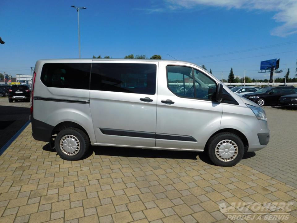 Ford Transit Custom 2.2 TDCi 9.MÍST