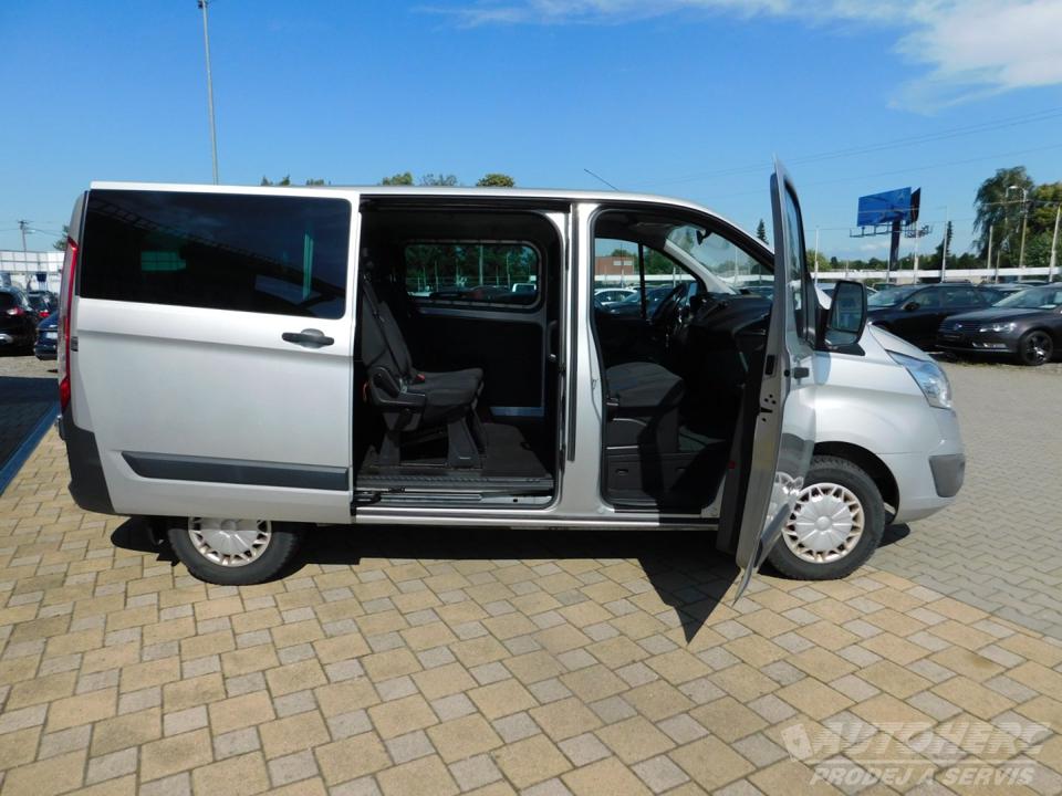 Ford Transit Custom 2.2 TDCi 9.MÍST