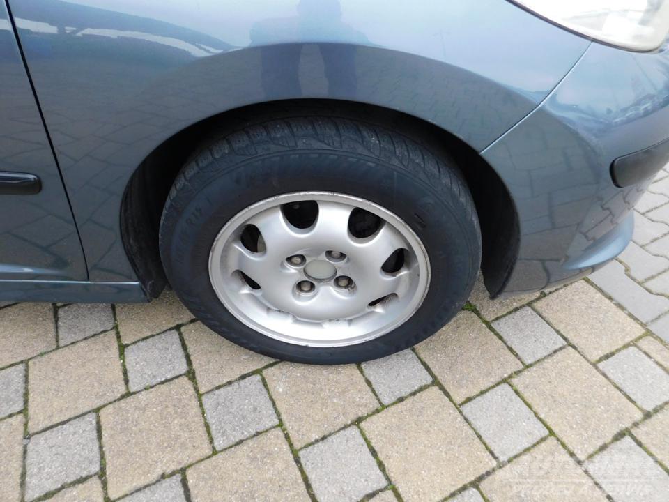 Peugeot 207 1.4 HDi