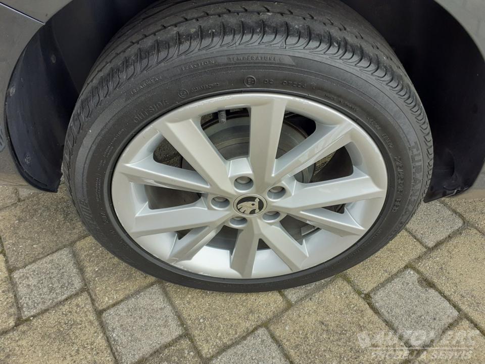 Škoda Fabia III KOMBI  1.0 TSi