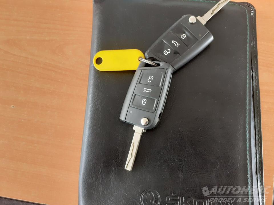 Škoda Fabia KOMBI 1.2 TSi ČR