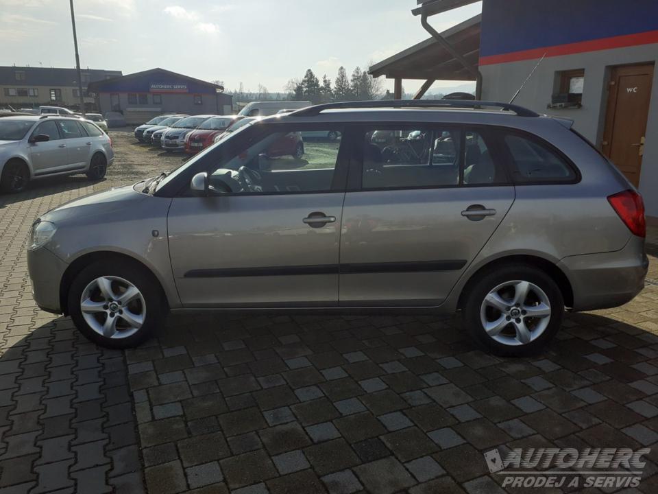 Škoda Fabia KOMBI 1.6 16V