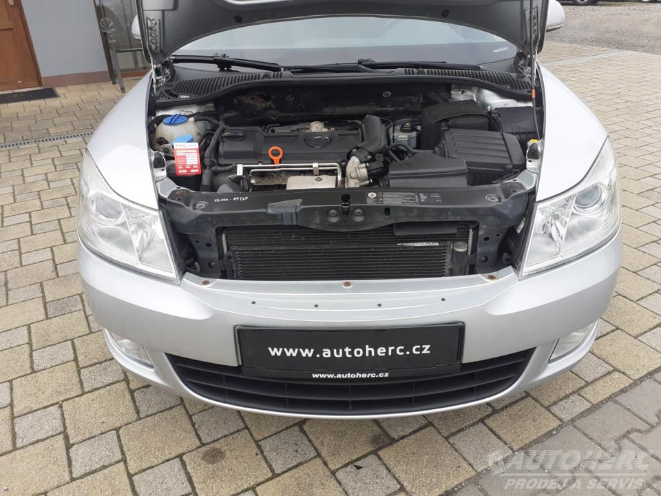 Škoda Octavia KOMBI 1.4 TSi 1.MAJ
