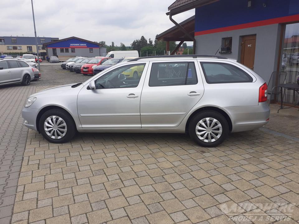 Škoda Octavia KOMBI 1.4 TSi 1.MAJ