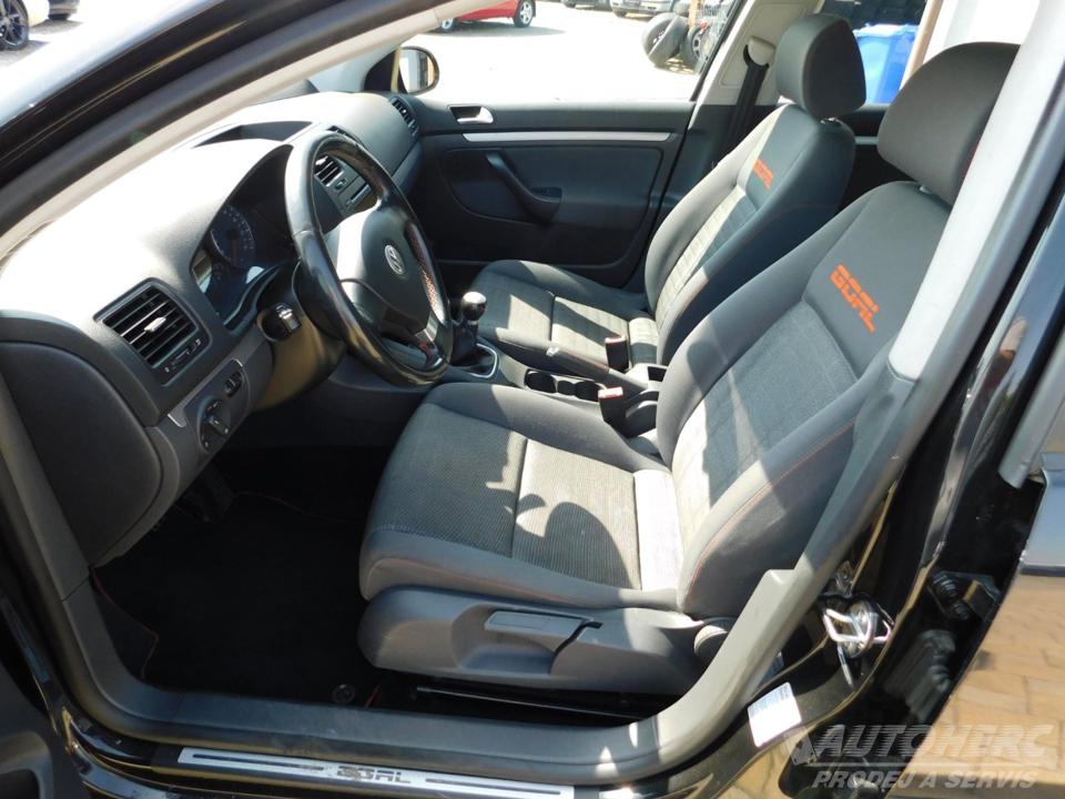 Volkswagen Golf 1.6 i 75Kw