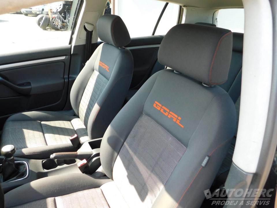 Volkswagen Golf 1.6 i 75Kw