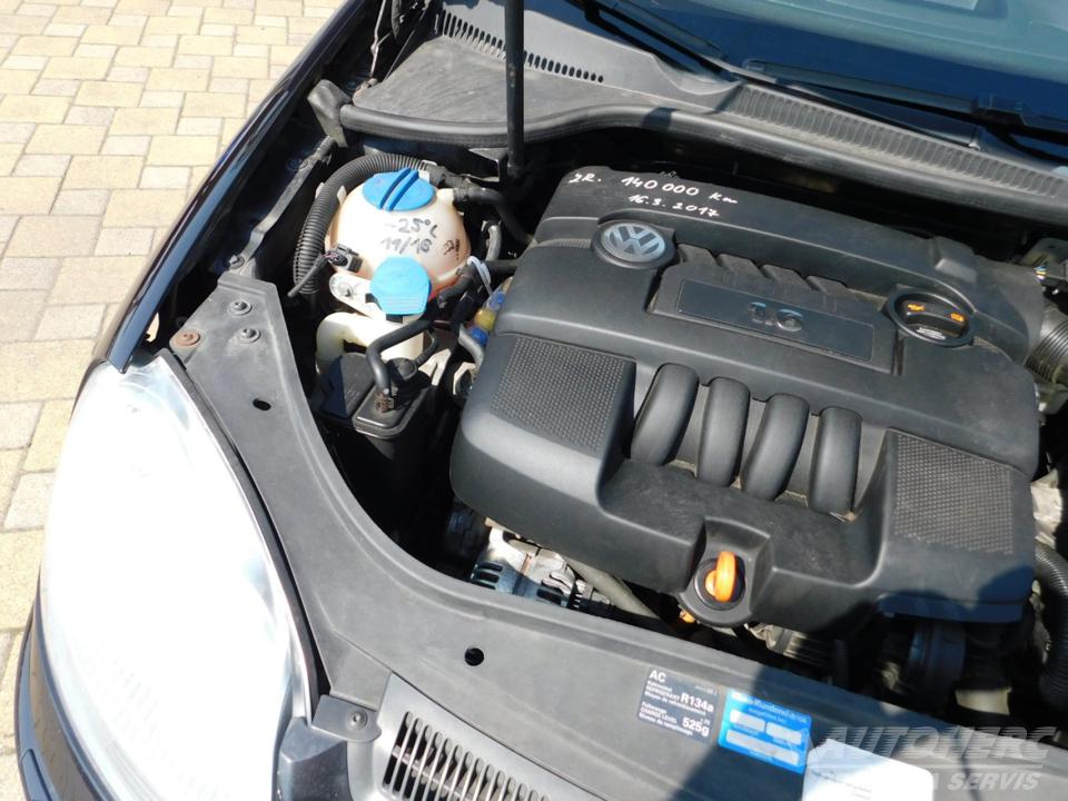 Volkswagen Golf 1.6 i 75Kw