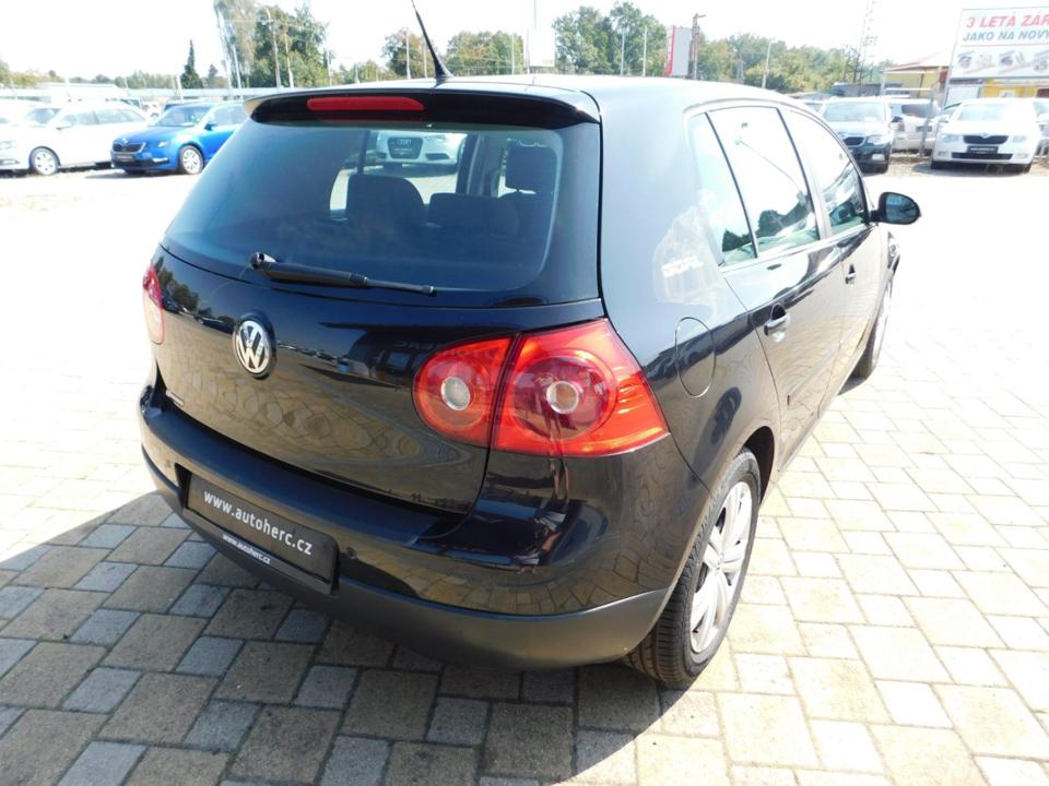 Volkswagen Golf 1.6 i 75Kw