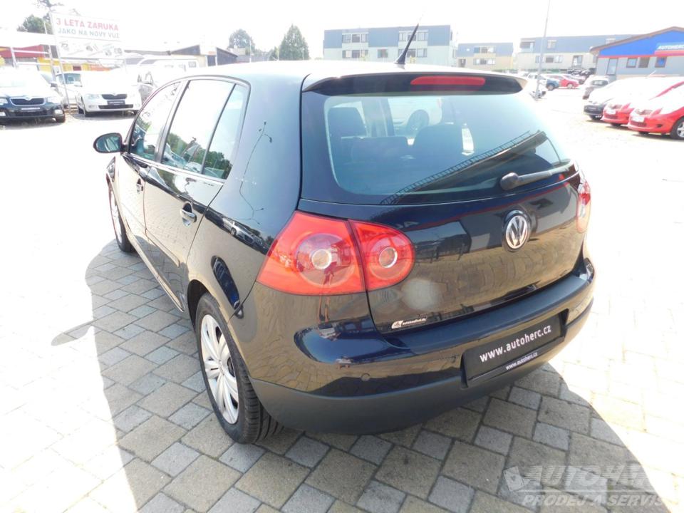 Volkswagen Golf 1.6 i 75Kw