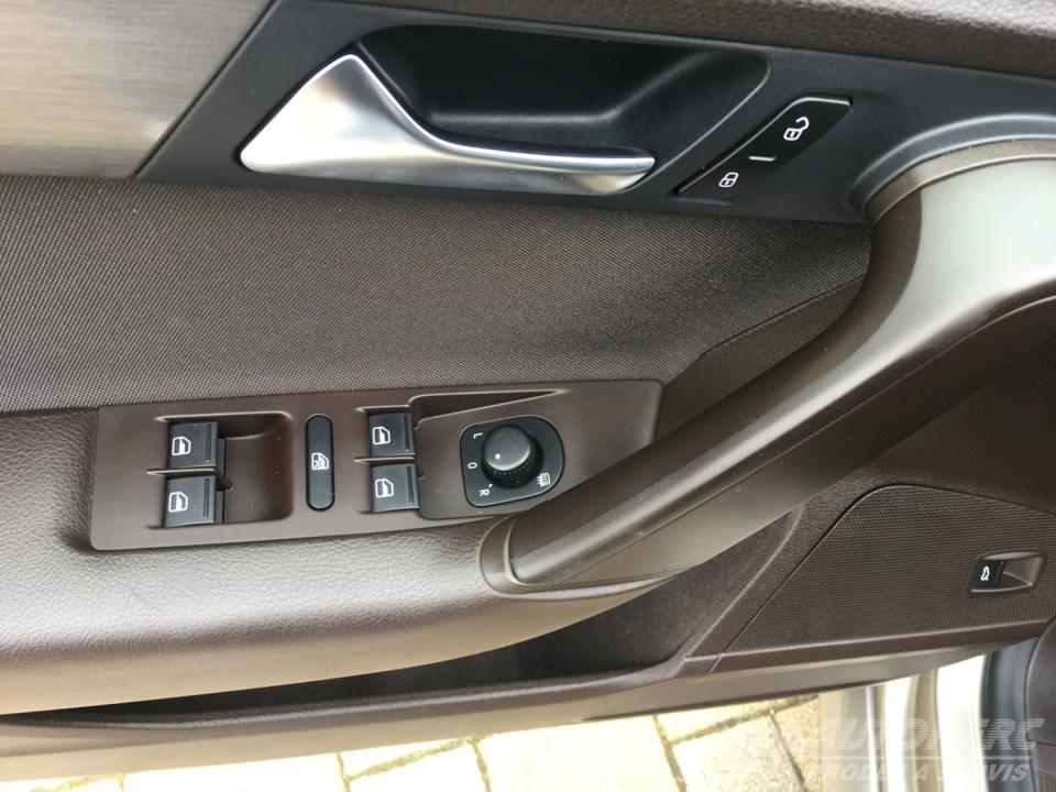 Volkswagen Passat KOMBI 2.0 TDi