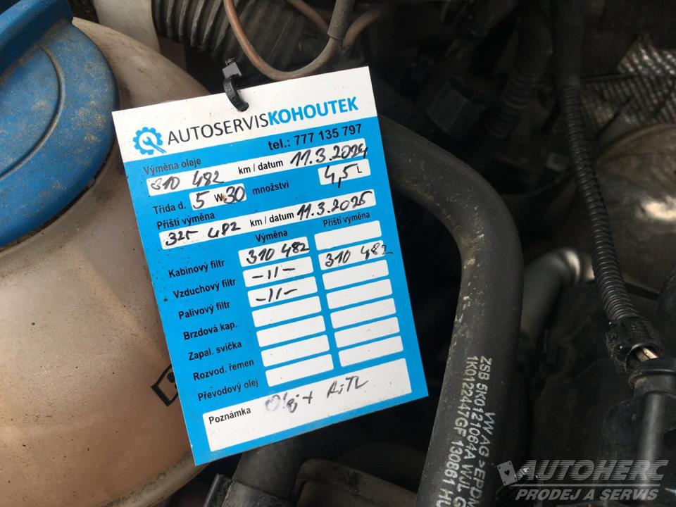 Volkswagen Passat KOMBI 2.0 TDi