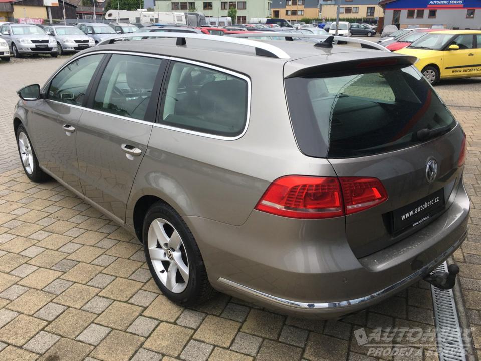 Volkswagen Passat KOMBI 2.0 TDi