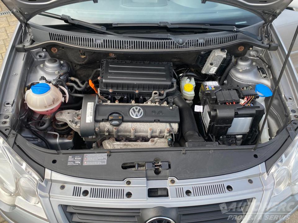Volkswagen Polo 1.4 16V TREND