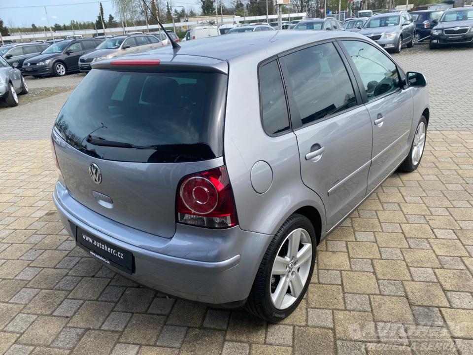 Volkswagen Polo 1.4 16V TREND