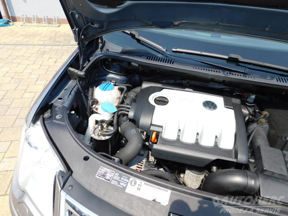 Volkswagen Touran 1.9 TDi DSG
