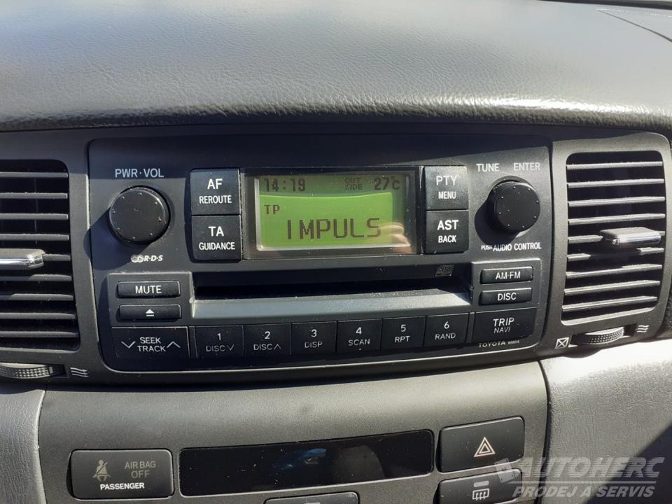 Toyota Corolla 1.6 VVT  ZADÁNO !