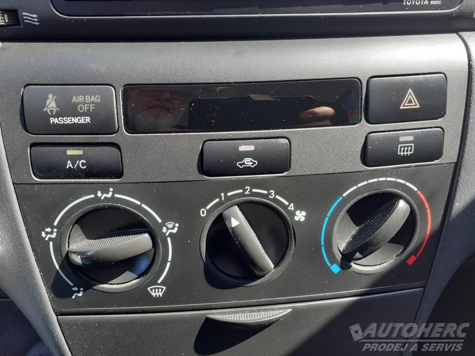Toyota Corolla 1.6 VVT  ZADÁNO !