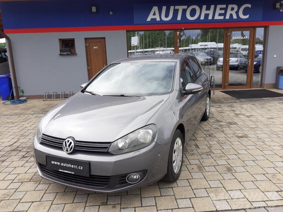 Volkswagen Golf VI 1.2 TSi NAVIGACE
