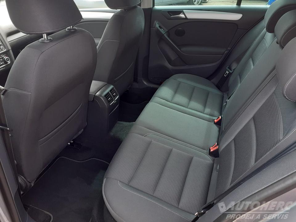 Volkswagen Golf VI 1.2 TSi NAVIGACE