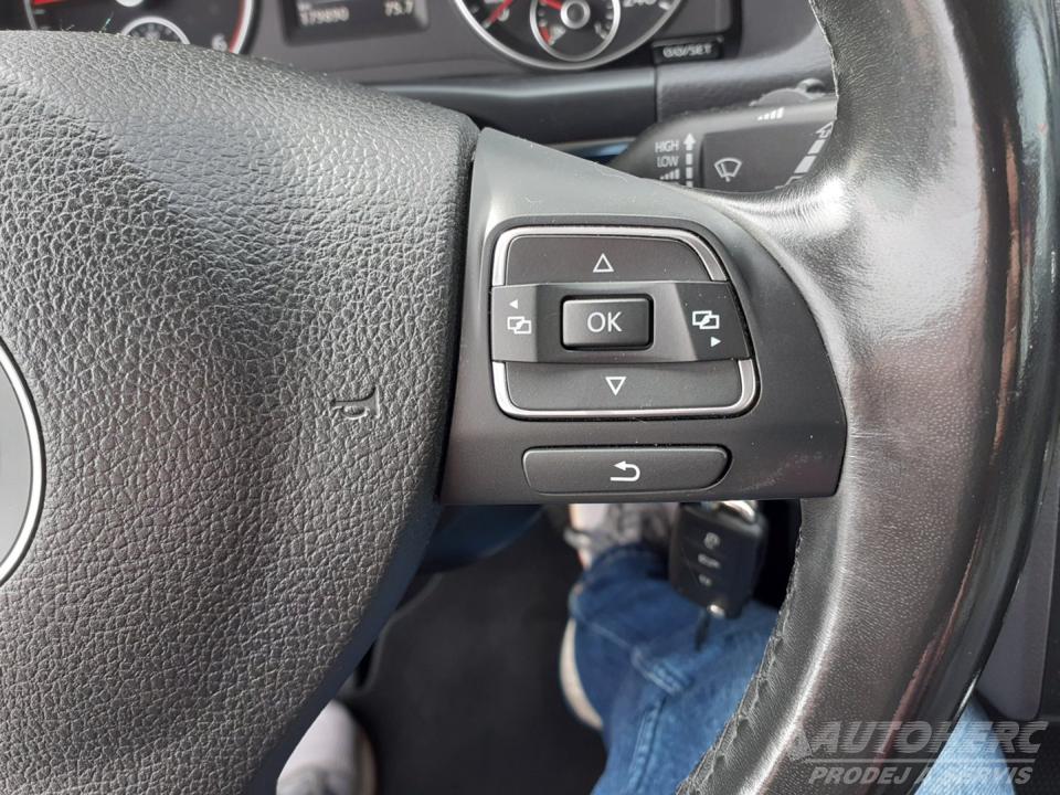 Volkswagen Touran 2.0 TDi 103kW DSG