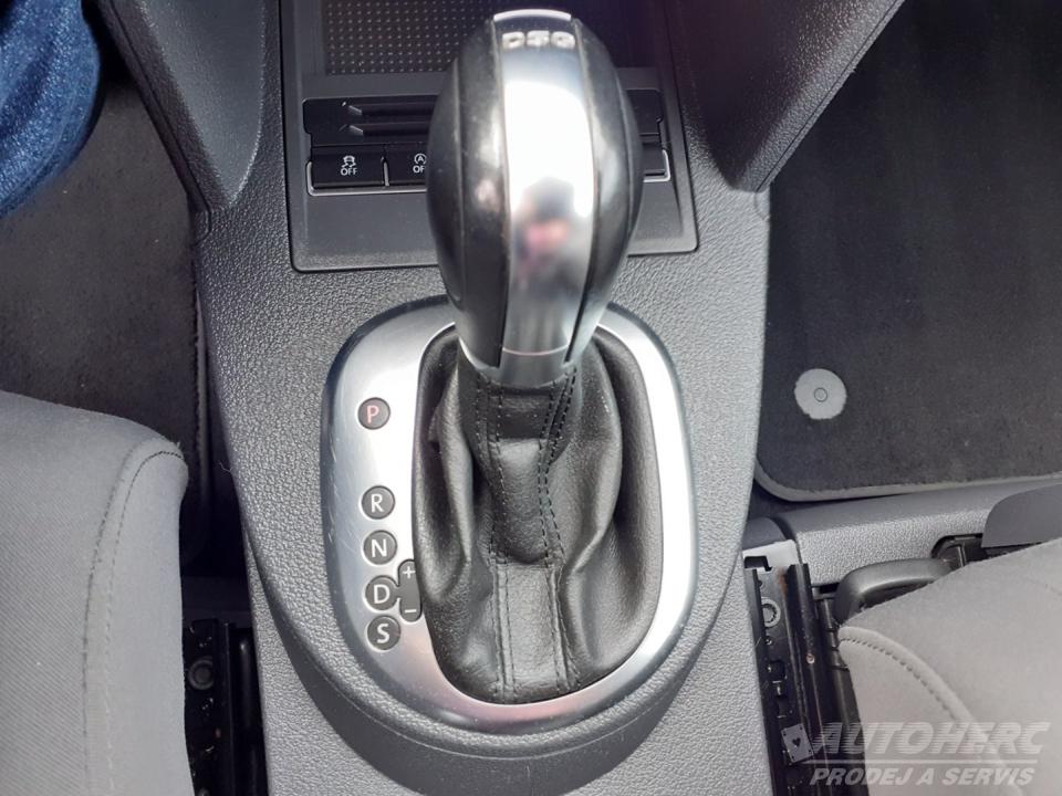 Volkswagen Touran 2.0 TDi 103kW DSG