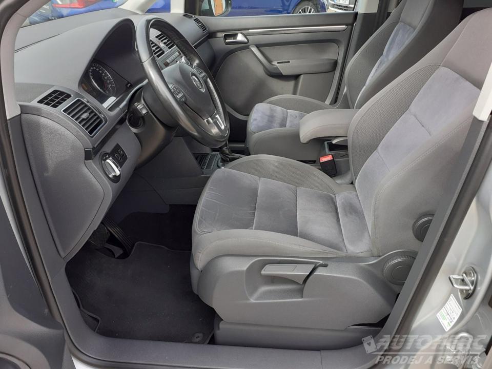 Volkswagen Touran 2.0 TDi 103kW DSG