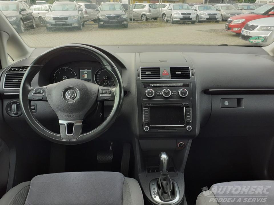 Volkswagen Touran 2.0 TDi 103kW DSG
