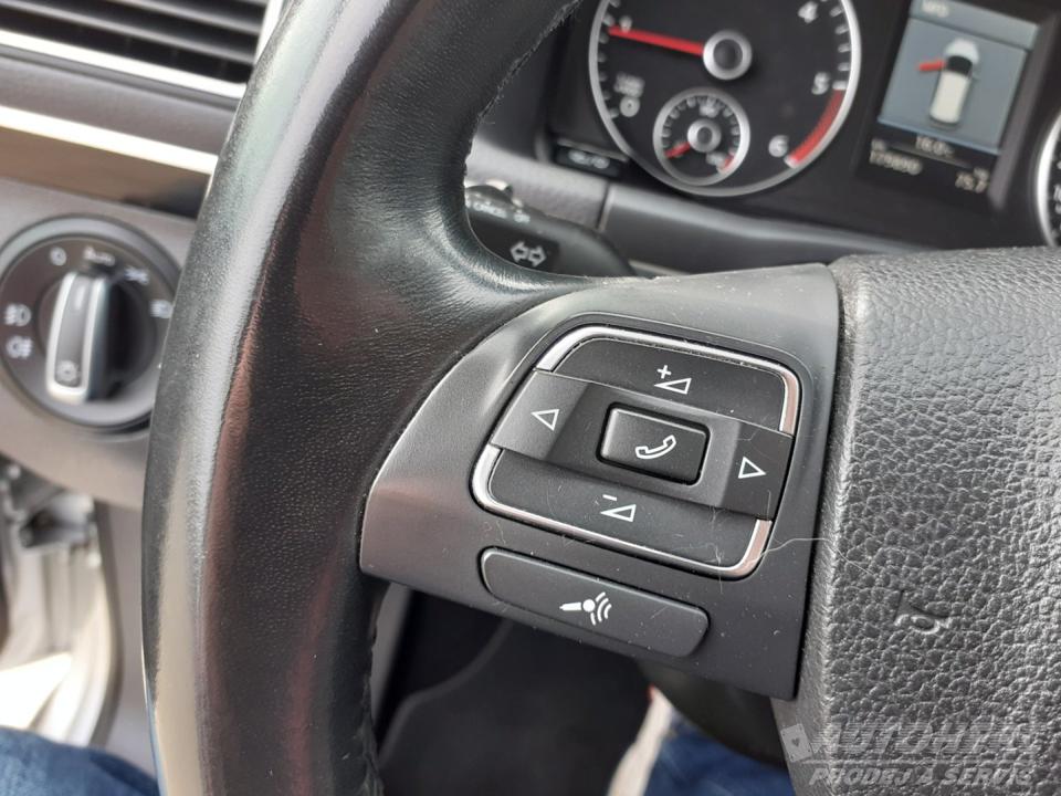 Volkswagen Touran 2.0 TDi 103kW DSG