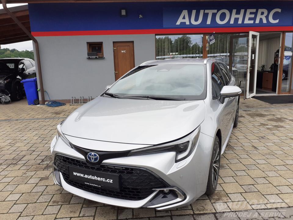 Toyota Corolla 1.8 HEV 140K TS STYLE