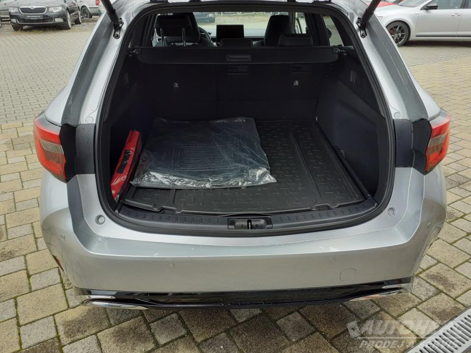 Toyota Corolla 1.8 HEV 140K TS STYLE
