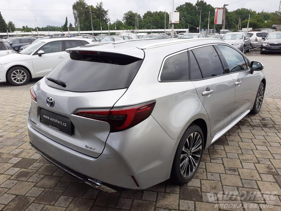 Toyota Corolla 1.8 HEV 140K TS STYLE